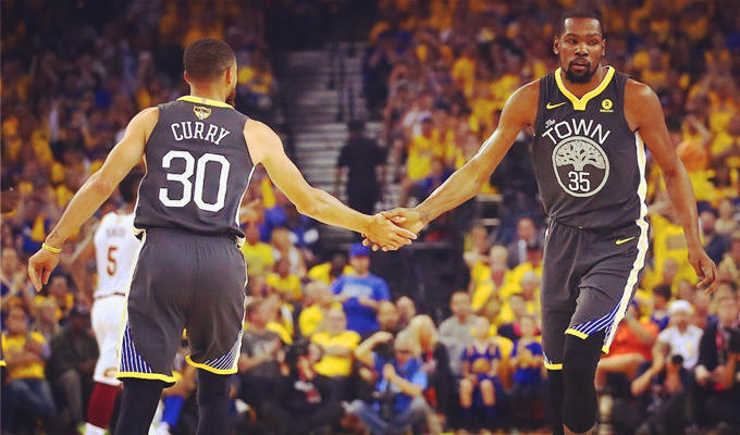 配核心地位 配核心地位